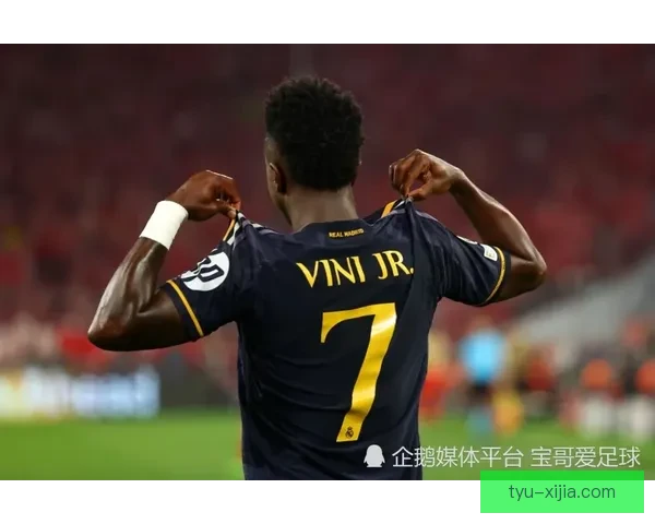 卡布拉尔求维尼修斯球衣引争议普雷斯点赞 卡布拉尔求维尼修斯球衣引争议普雷斯点赞